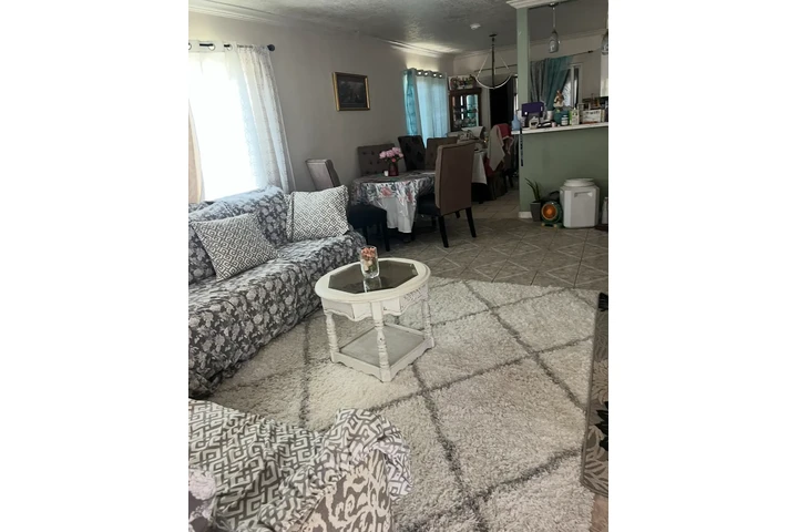 $1500 : Se renta una casita bonita image 1