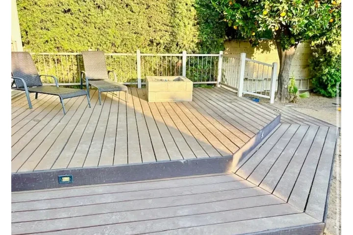 $1799 : Downey with great neighbors image 5