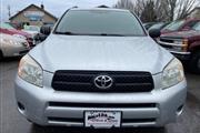 $7998 : 2007 RAV4 thumbnail