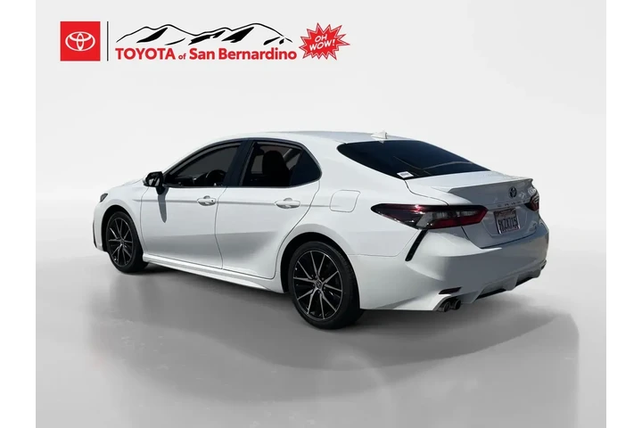$29779 : Toyota Camry Hybrid 2024 SE image 3