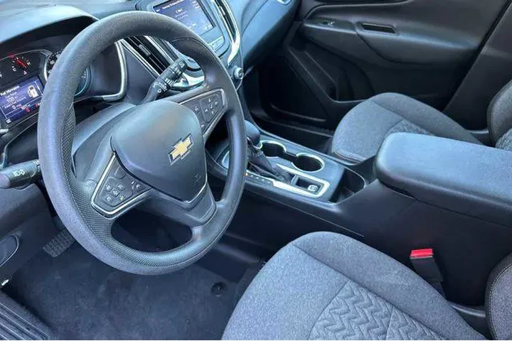 $21461 : Chevrolet Equinox 2024 LT 4d image 4