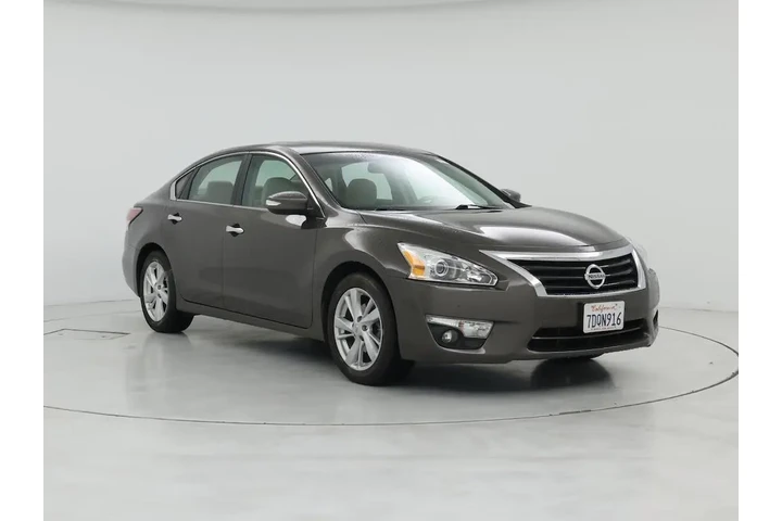 $15998 : Nissan Altima 2014 2.5 SV 4d image 1