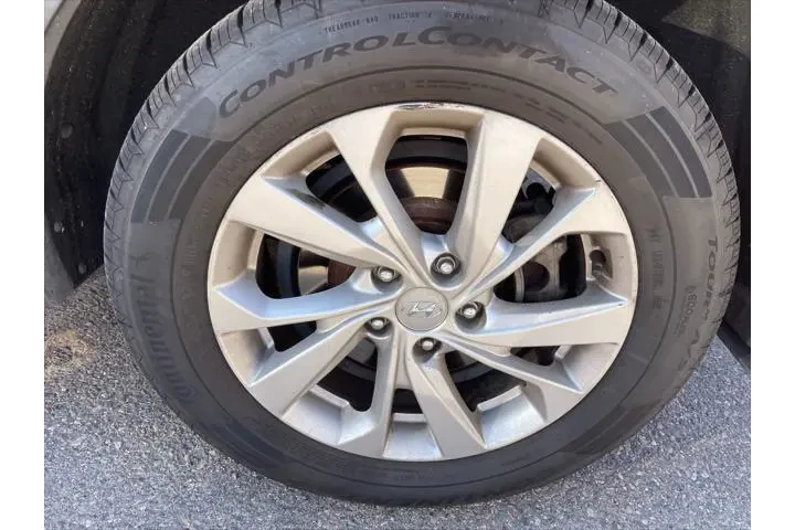 $13830 : Hyundai TUCSON 2021 Value 4d image 5