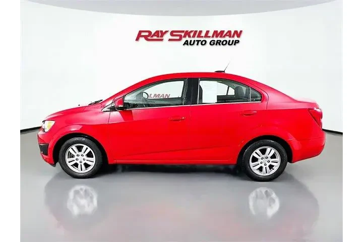 $9975 : Chevrolet Sonic 2015 LT Auto image 4