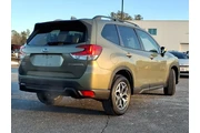 $16393 : Subaru Forester 2021 AWD Pre thumbnail