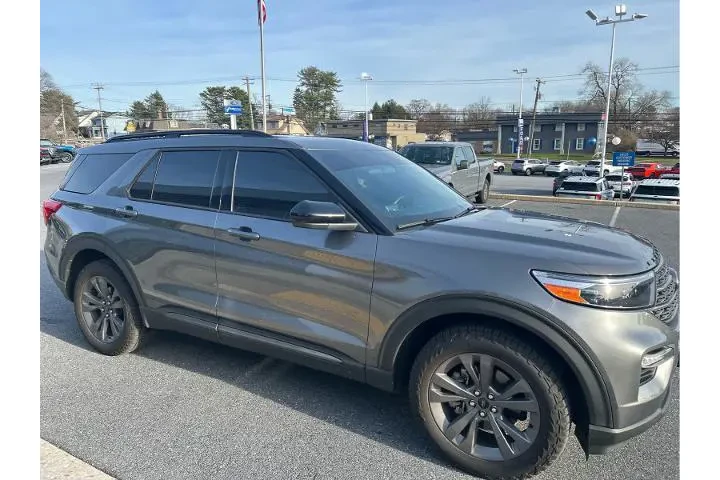 $32995 : Ford Explorer 2022 AWD XLT 4 image 6