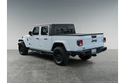 Jeep Gladiator 2022 thumbnail