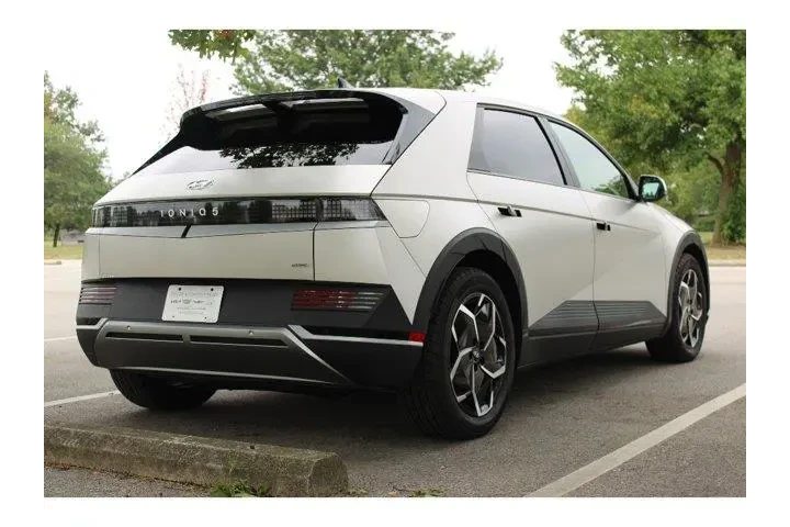 $25499 : Hyundai IONIQ 5 2023 AWD SEL image 5