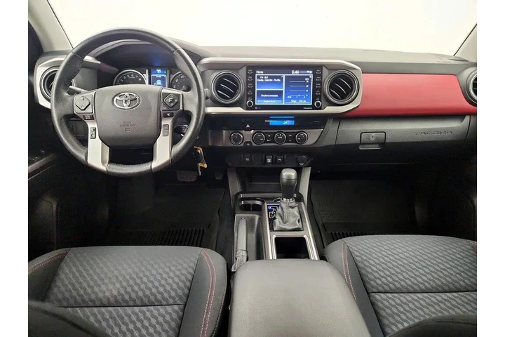 $31998 : Toyota Tacoma 2022 4x4 SR5 V image 9