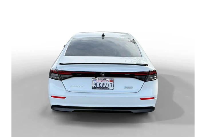 $26440 : Honda Accord Hybrid 2023 Spo image 4