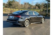 $18977 : Kia Forte 2023 GT-Line 4dr S thumbnail