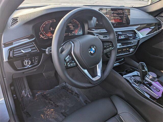 $32000 : 2020 BMW 5 Series 540i image 2