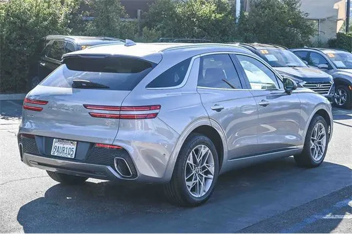 $33000 : Genesis GV70 2022 AWD 2.5T S image 6