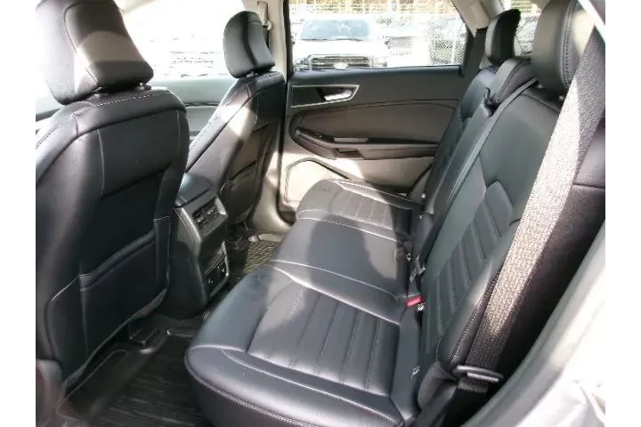 $29876 : Ford Edge 2023 AWD SEL 4dr C image 9