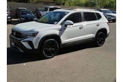 $19998 : Volkswagen Taos 2022 SE 4dr thumbnail