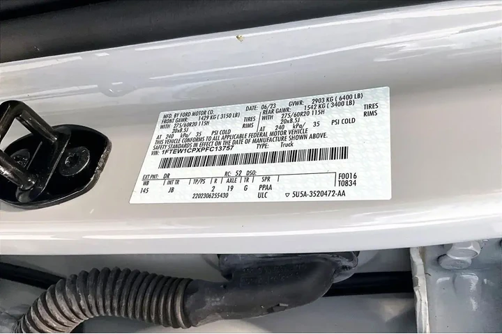 $35491 : Ford F-150 2023 4x2 XL 4dr S image 8