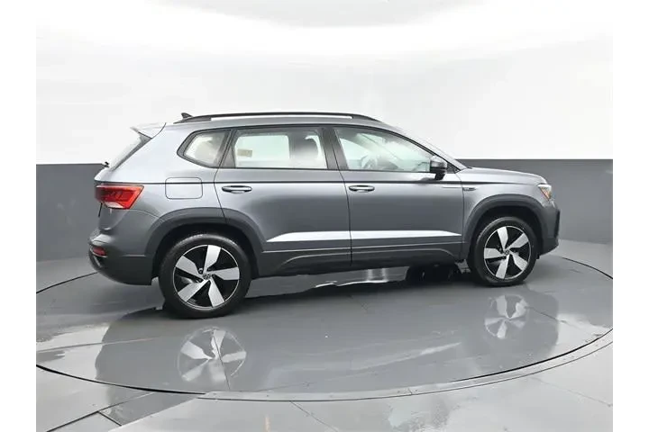$17881 : Volkswagen Taos 2024 AWD S 4 image 4