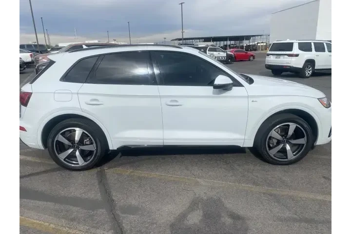 $27255 : Audi Q5 2022 AWD quattro S l image 4