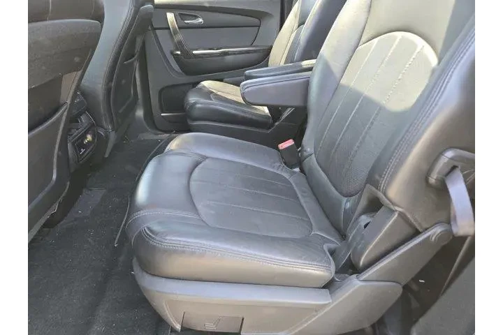 $9600 : GMC Acadia 2012 AWD Denali 4 image 4