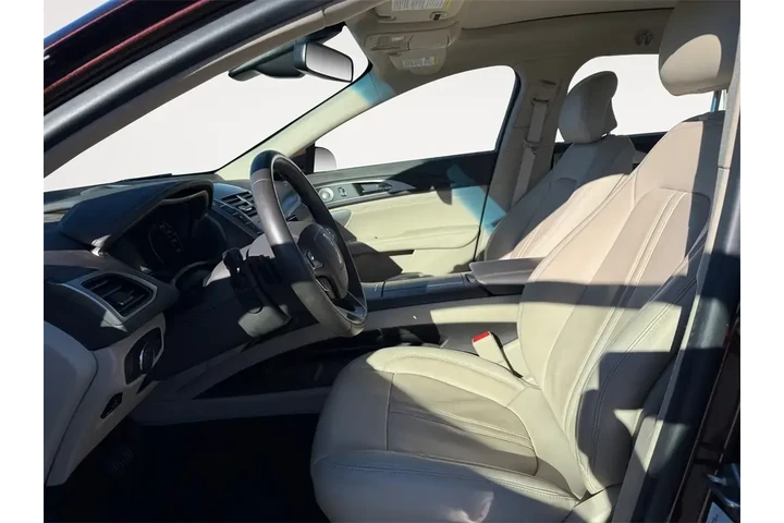 $24000 : Lincoln MKZ 2019 Reserve II image 3