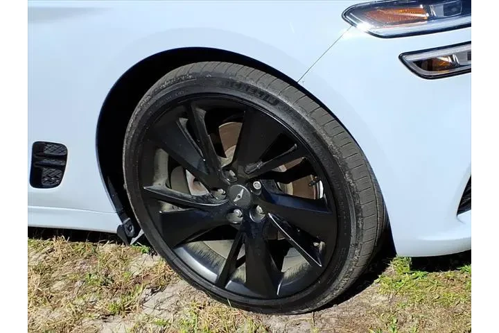 $28995 : Genesis G70 2023 2.0T 4dr Se image 9