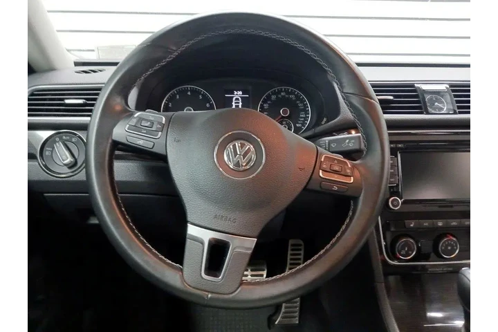 $15998 : Volkswagen Passat 2015 1.8T image 10