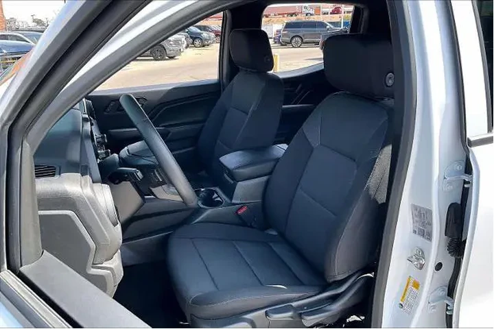 $39530 : Chevrolet Colorado 2026 4x4 image 7