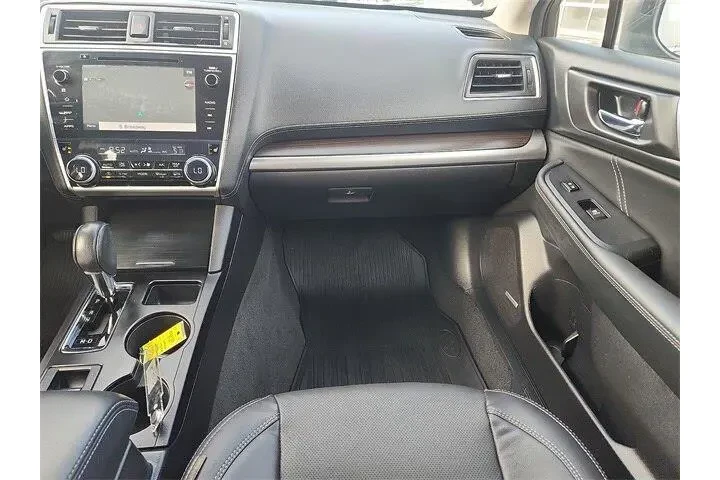 $15795 : Subaru Legacy 2018 AWD 2.5i image 10