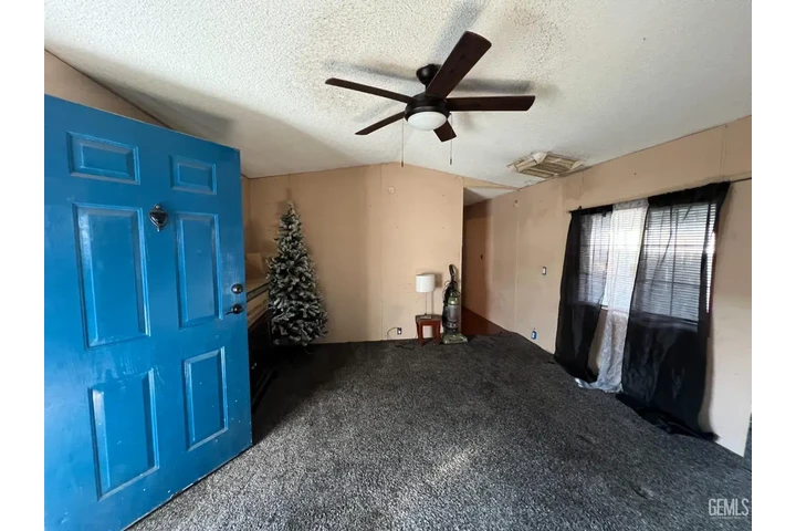 $1000 : Cozy 2- bedroom and 1 bath image 9