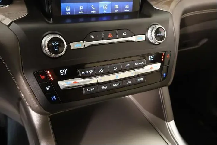 $27187 : Ford Explorer 2020 AWD Plati image 8