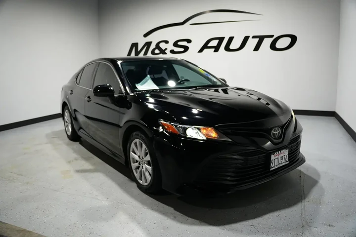 $13821 : 2019 Camry image 7