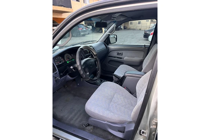 $3600 : Vendo Toyota 4 Runner image 8