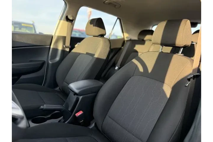 $19018 : Hyundai VENUE 2025 SE 4dr Cr image 8