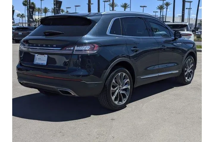 $39995 : Lincoln Nautilus 2022 Reserv image 2