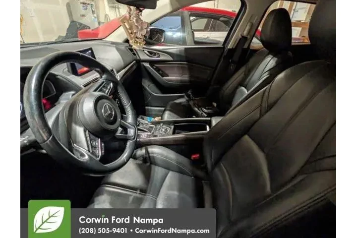 $14000 : Mazda Mazda3 2018 Touring 4d image 9