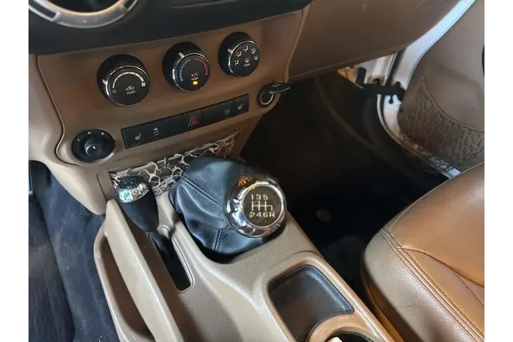 $16775 : Jeep Wrangler Unlimited 2015 image 8