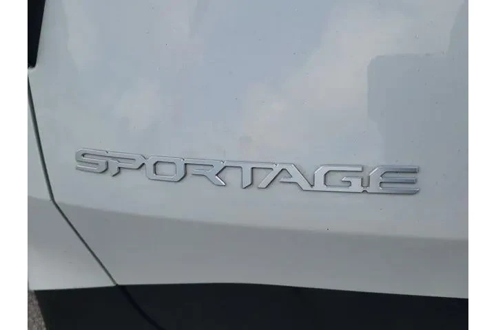 $23491 : Kia Sportage Hybrid 2023 AWD image 5