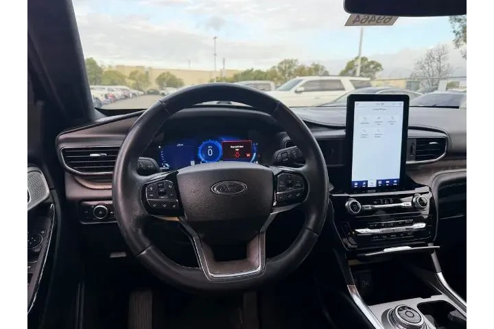 $31000 : Ford Explorer 2023 AWD Plati image 5
