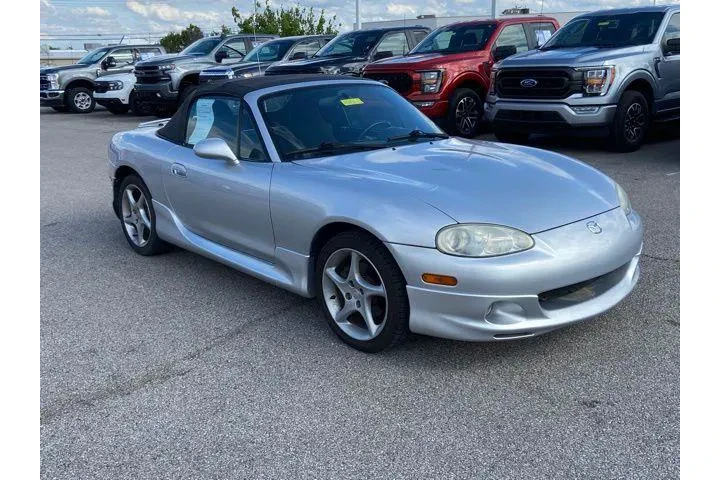 $9995 : Mazda MX-5 Miata 2003 SE 2dr image 2