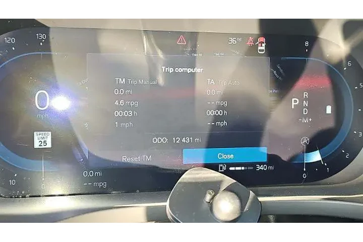 $39999 : Volvo XC60 2025 AWD B5 Plus image 2