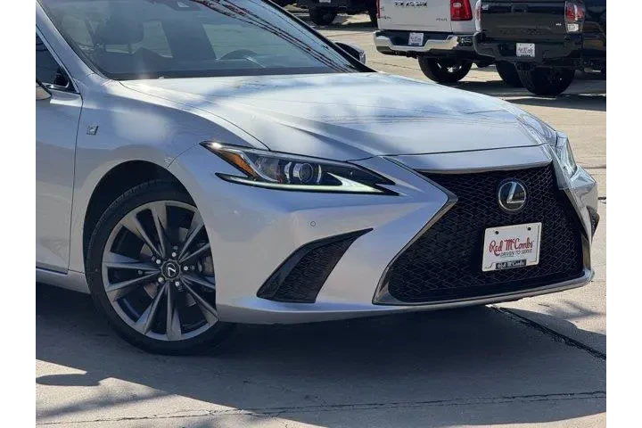 $32587 : Lexus ES 350 2021 F SPORT 4d image 2