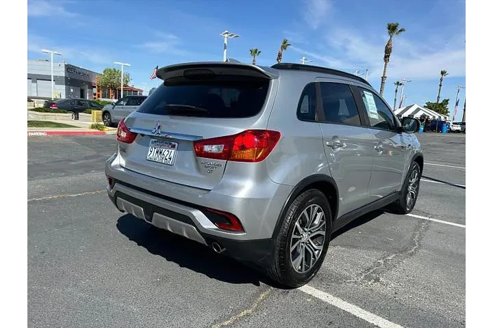 $18995 : Mitsubishi Outlander Sport 2 image 3