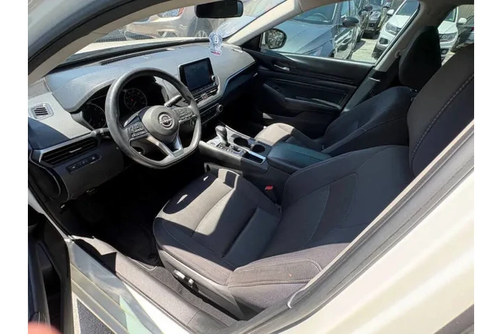 $9900 : 2020 Altima 2.5 S image 7