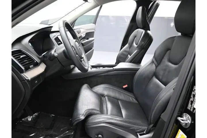 $39097 : Volvo XC90 2023 AWD B6 Ultim image 9