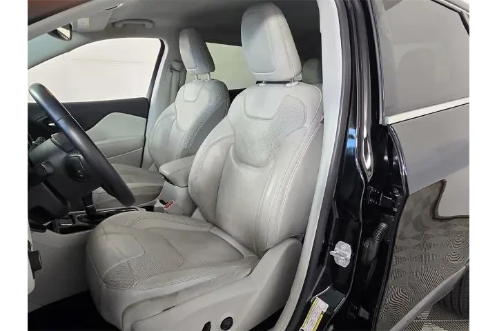 $14288 : Jeep Cherokee 2019 Limited 4 image 6