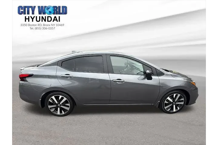 $15996 : Nissan Versa 2022 SR 4dr Sed image 6