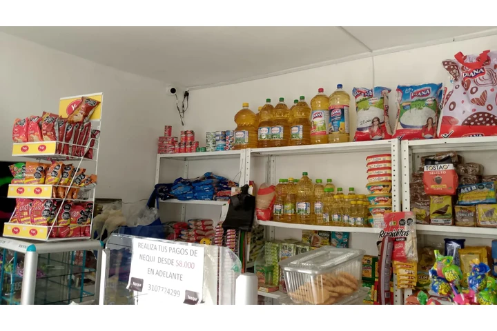 $30000000 : Venta de supermercado y fruver image 1