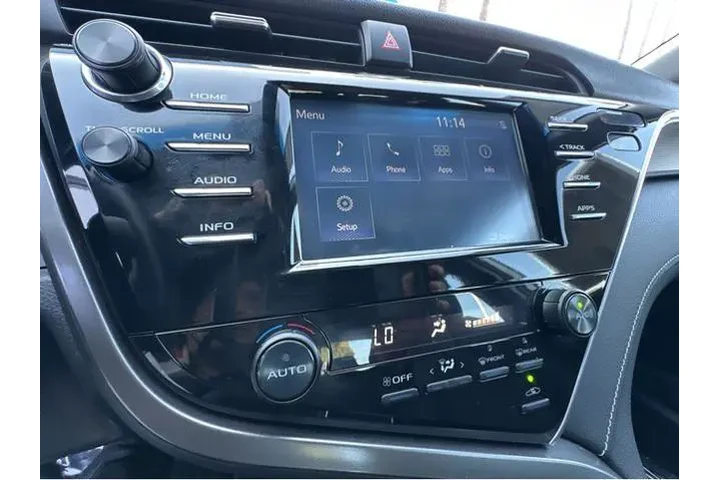 $16000 : Toyota Camry 2018 L 4dr Seda image 9