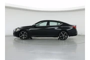 $24998 : Nissan Altima 2023 2.5 SR 4d thumbnail