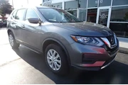 $14599 : 2018 Rogue thumbnail